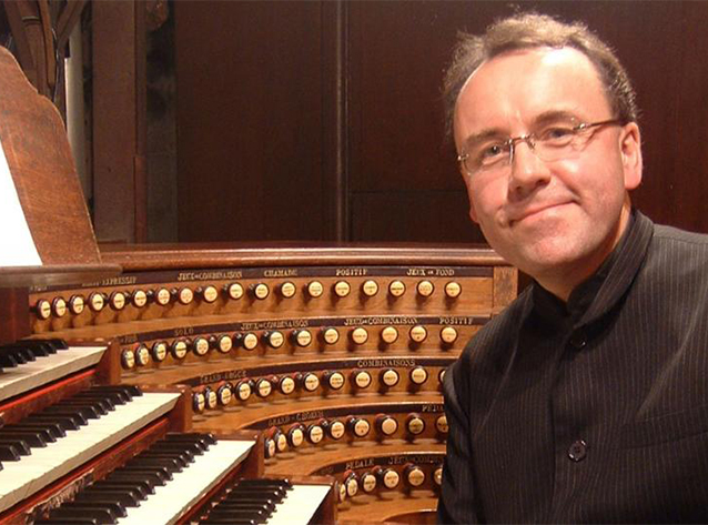 Very Special Recital by world-renowned organist David Briggs
