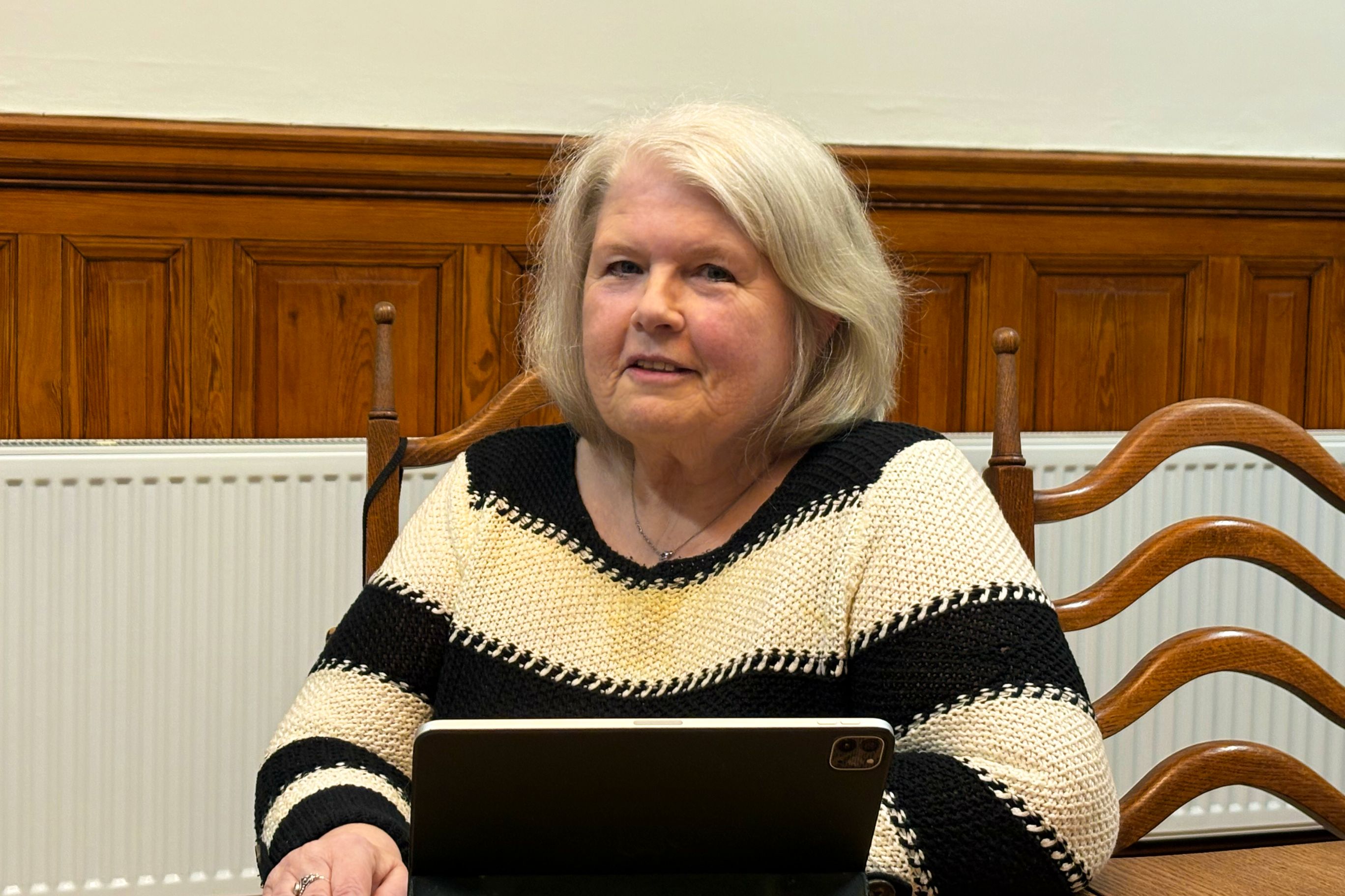 Dr. Maureen Farrell