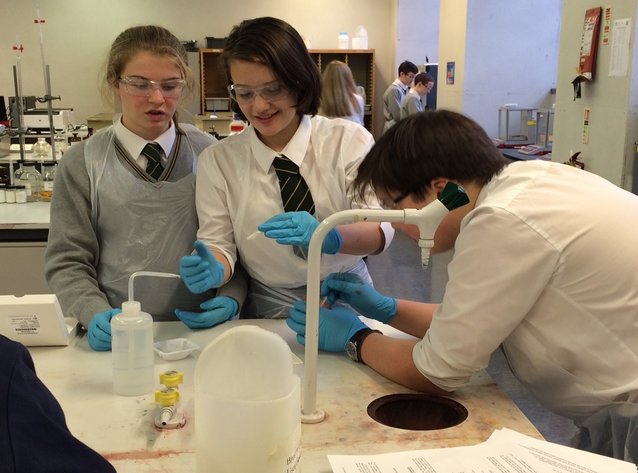 Chemistry Pupils Receive Career Insight at Glasgow University