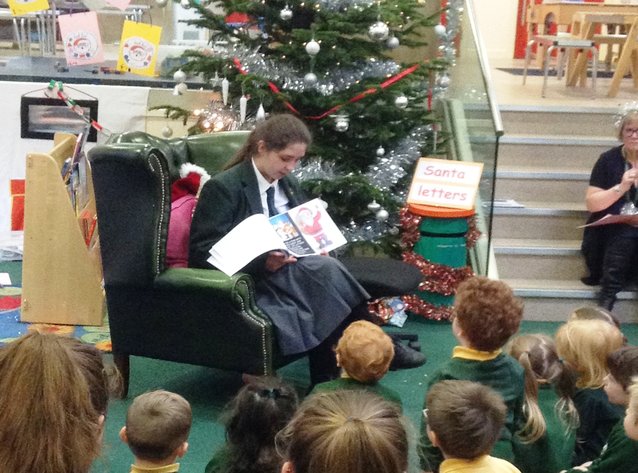 Kindergarten Pupils Captivated by S3 Christmas Tales