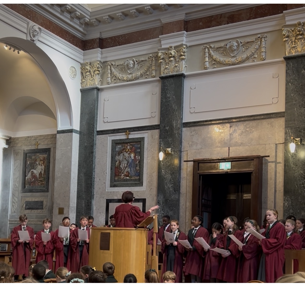 Schola & Choirs